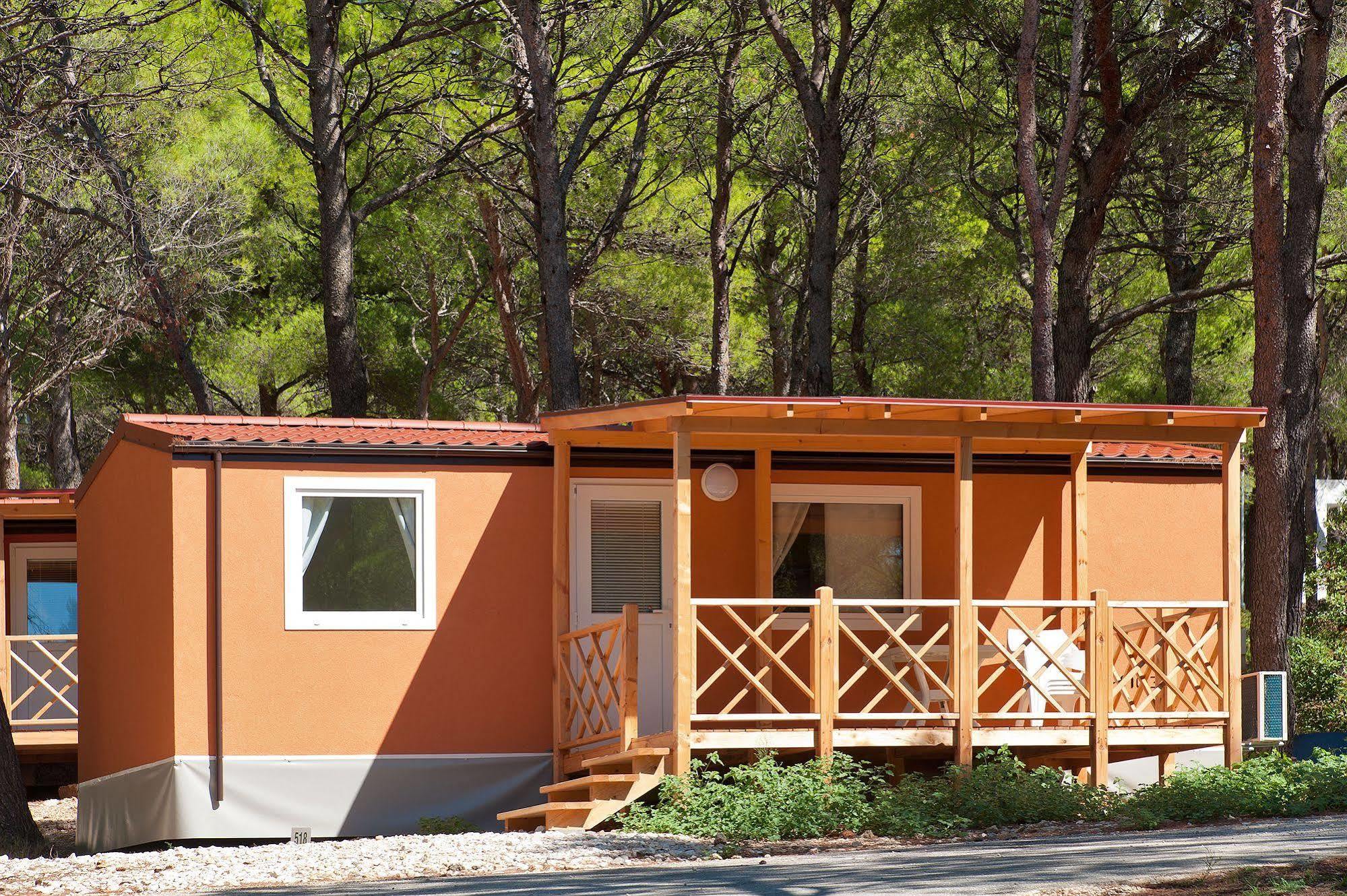 Mobile Homes Basko Polje Campground Башка-Вода Экстерьер фото