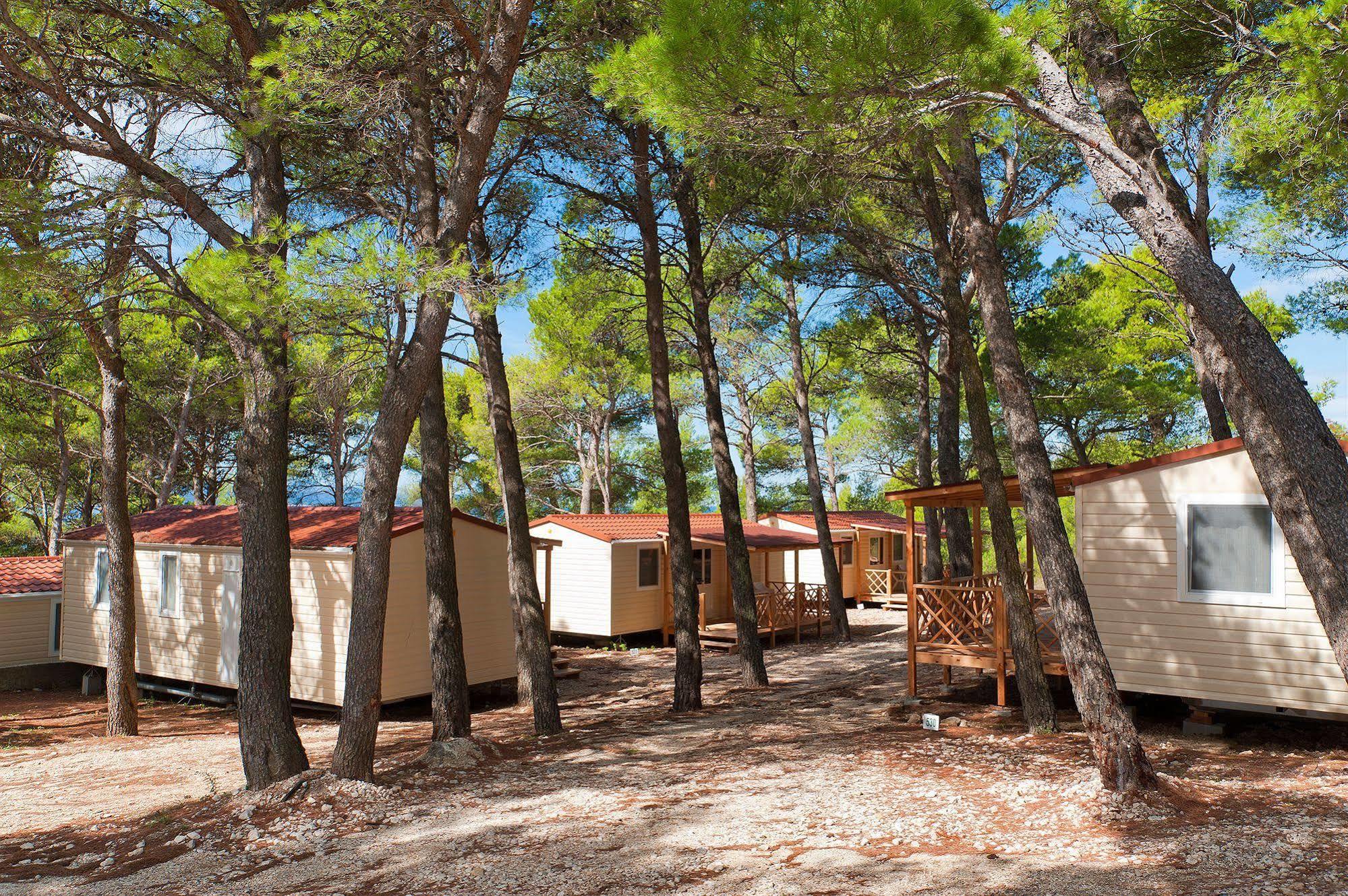Mobile Homes Basko Polje Campground Башка-Вода Экстерьер фото